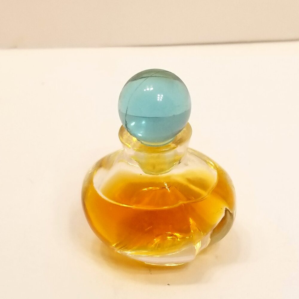 ✅Wings By Elizabeth Taylor MINI 1/8 Oz Eau De Toilette Collectible Tiny Treasur
